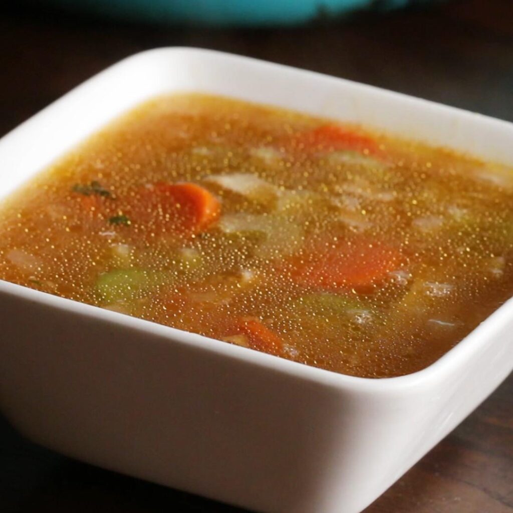 Vegetable-Broth-or-Stock-Substitutes-for-Soy-Sauce.